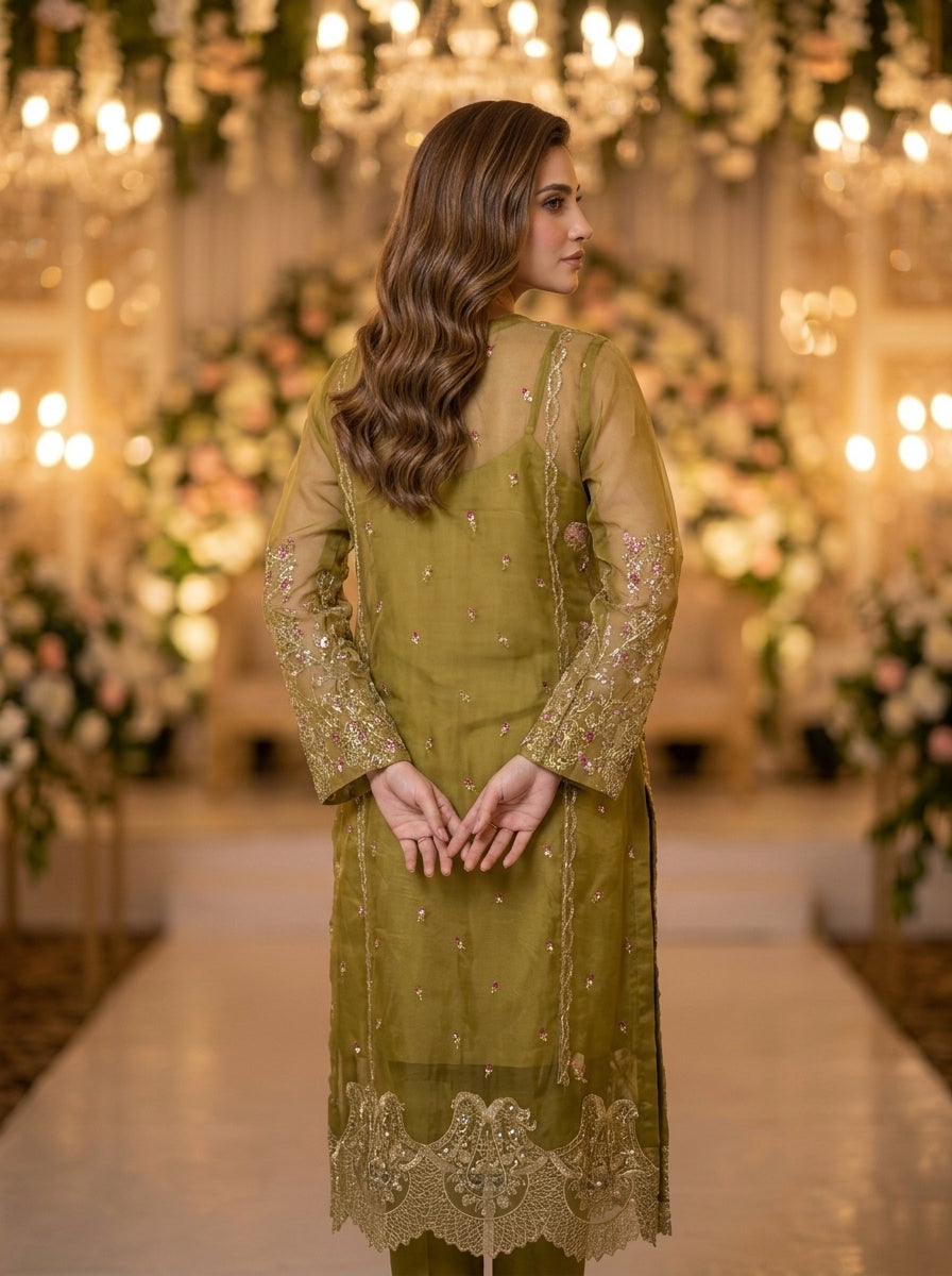 Sana Safinaz Olive Green Embroidered Organza Shirt & Peach Dupatta – Luxury Wedding Wear